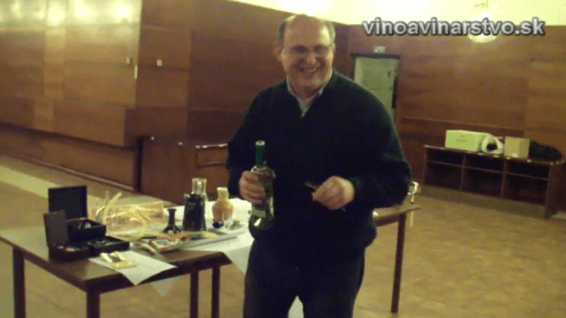Členenie, servírovanie a kultúra podávania vína s praktickou ukážkou