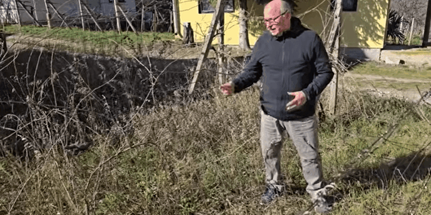 Apríl vo vinohrade a experiment s postrekmi